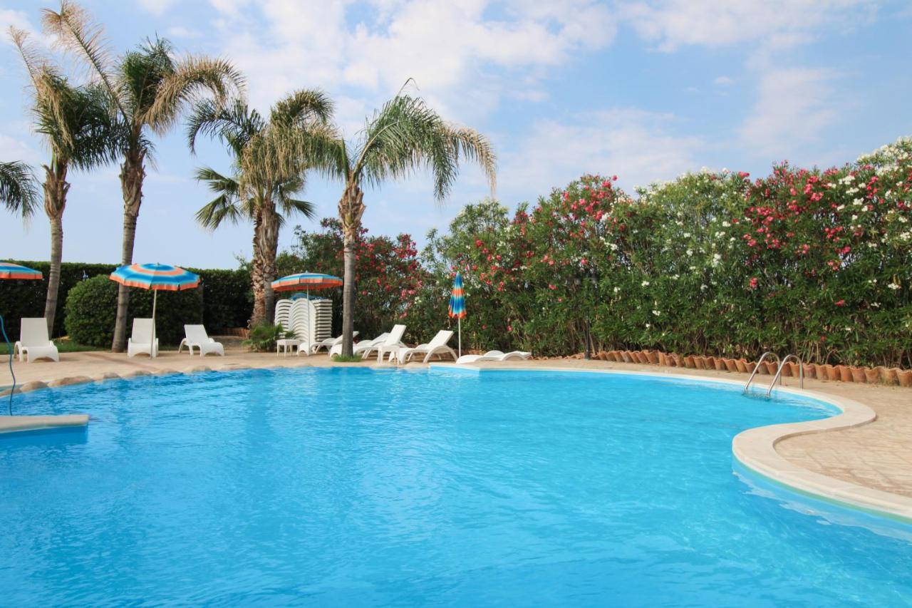 Il Geranio - Resort & Suites Acquedolci Eksteriør bilde